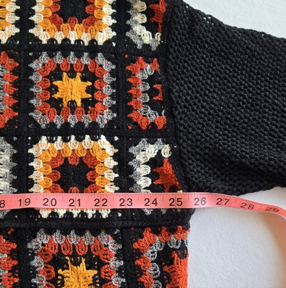 🏷️BiBi Crochet Patchwork Top Granny Square Open Knit Pullover Long Sleeve LG - Picture 11 of 12
